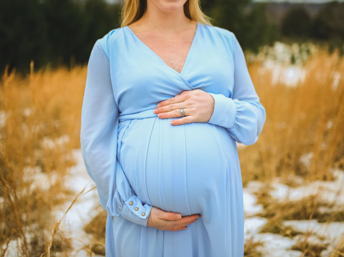 When to Start Using Exercise Ball in Pregnancy: A Complete Guide for Comfort and Labor Preparation